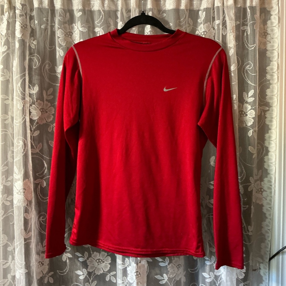 Nike Vibrant Red Crew Neck Shirt size medium
